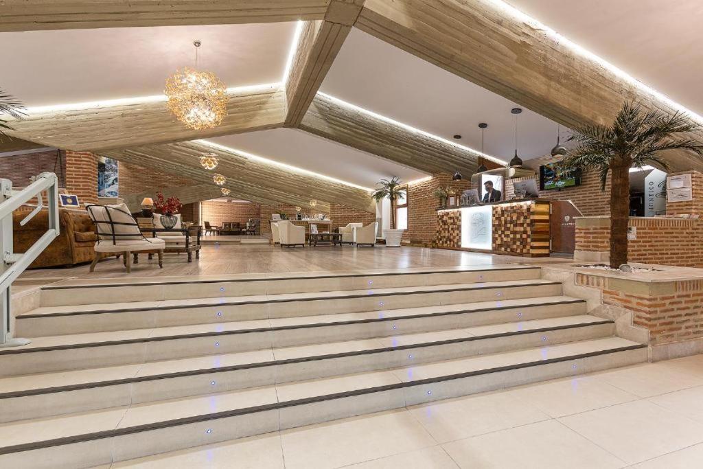 Hotel Restaurante El Montico Tordesillas Exterior foto
